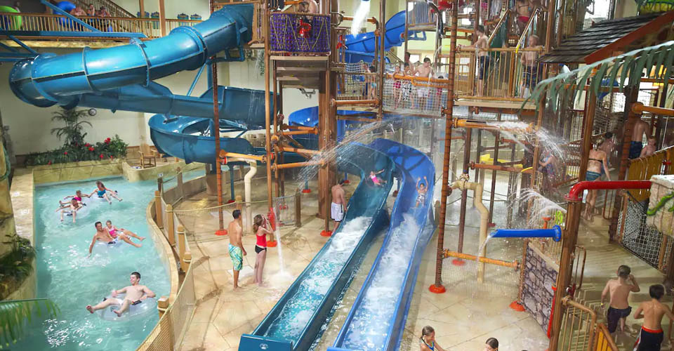 Water Slides and Lazy River at the Indoor Water Park Chula Vista Resort Wisconsin Dells 960