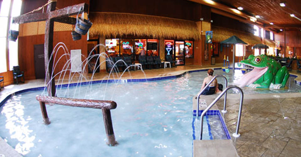 The Aloha factory is the toddler splash park at the Polynesian Water Park Hotel in Wisconsin Dells 960
