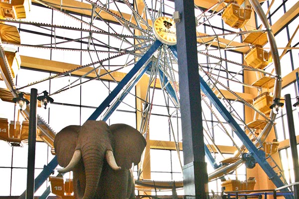View of the Ferris Wheel at the Indoor Theme Park at Kalahari Resort in Wisconsin Dells 600