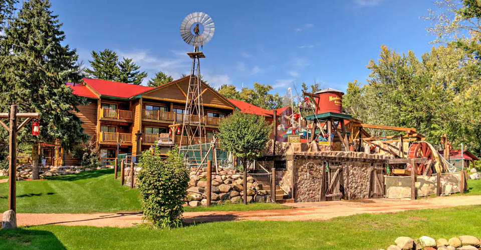 View of the Timber Lodge from the pool area at the Meadowbrook Resort in Wisconsin Dells 960