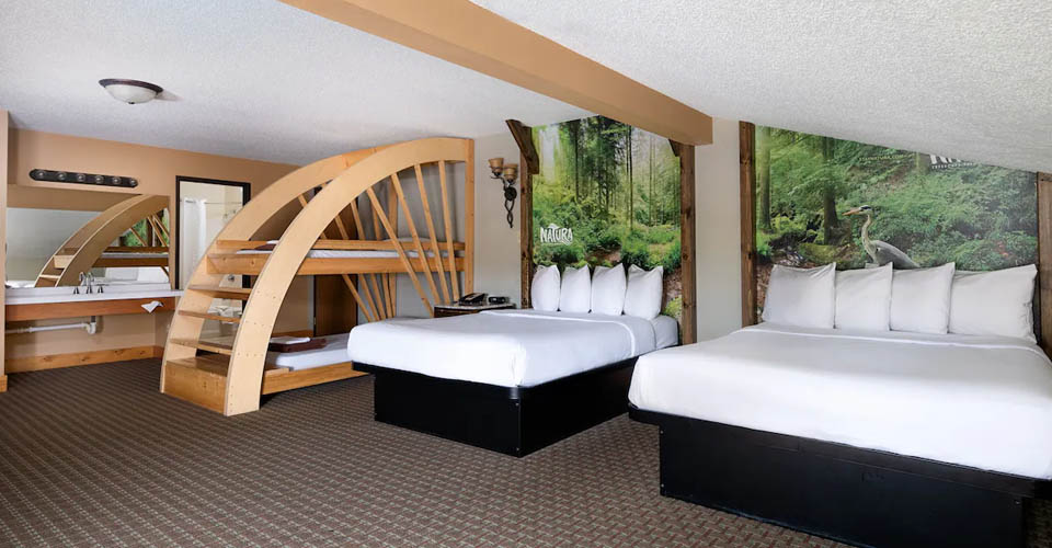 Suite with Bunk Beds at the Natura Treescape Resort Wisconsin Dells 960